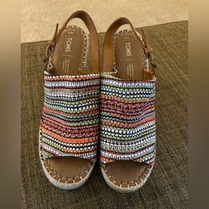 Tom’s espadrilles, colorful design, size 11